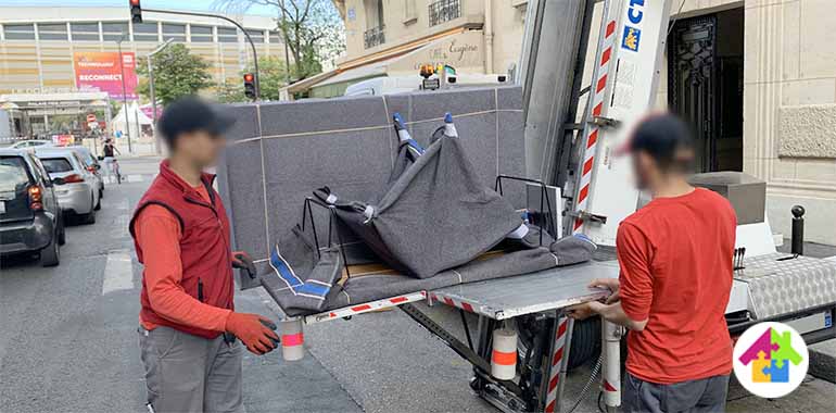 Best Déménagements - Descente de mobilier avec monte-meubles